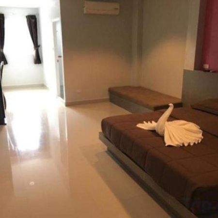 P.F Mansion Hotel Chaweng  Exterior foto