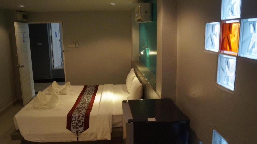 P.F Mansion Hotel Chaweng  Exterior foto
